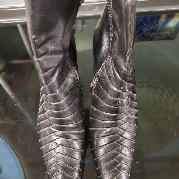 Women's boot - Picture 1 of 3